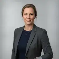 Dr. Anna Weber